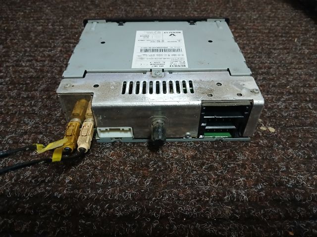 bontott RENAULT LAGUNA III Navigációs Fejegység