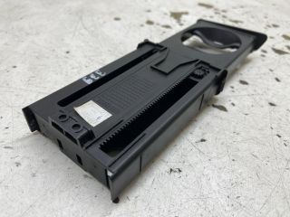 bontott RENAULT LAGUNA III Pohártartó