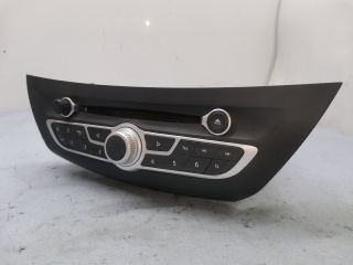 bontott RENAULT LAGUNA III Rádió / CD