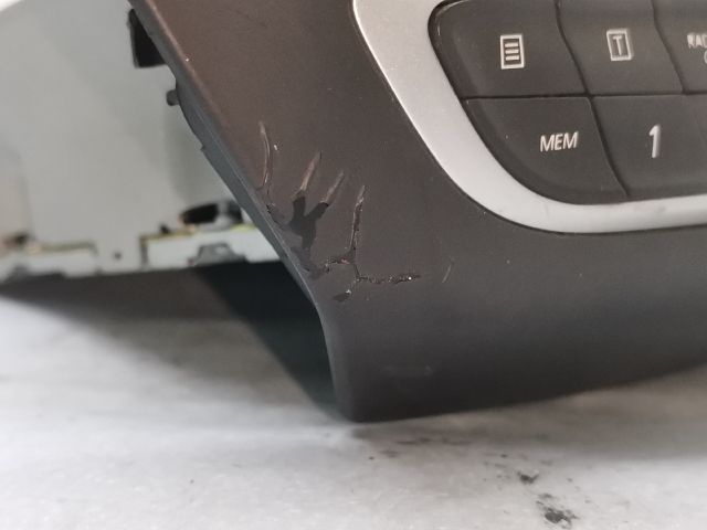 bontott RENAULT LAGUNA III Rádió / CD