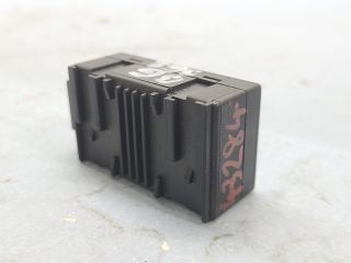 bontott RENAULT LAGUNA III Relé