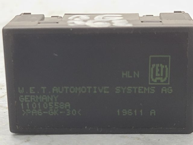 bontott RENAULT LAGUNA III Relé