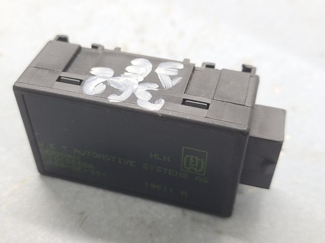 bontott RENAULT LAGUNA III Relé