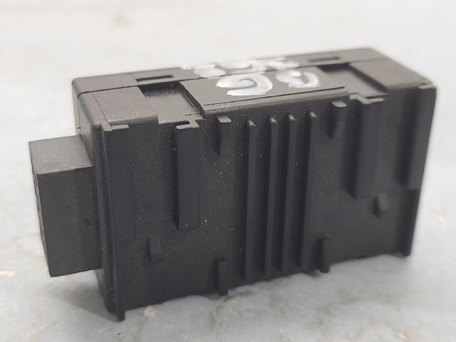 bontott RENAULT LAGUNA III Relé