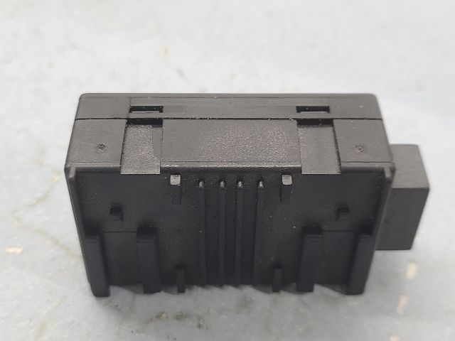 bontott RENAULT LAGUNA III Relé