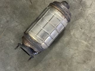 bontott RENAULT LAGUNA III Részecskeszűrő