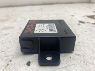 bontott RENAULT LAGUNA III Riasztó Központ