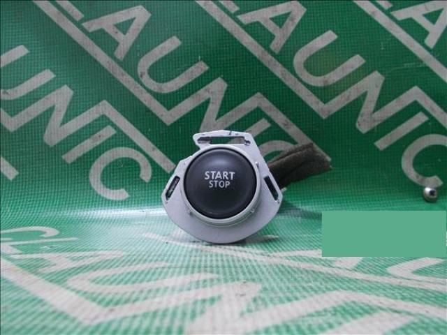 bontott RENAULT LAGUNA III Start / Stop Indító Gomb
