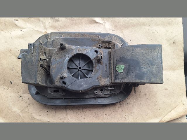 bontott RENAULT LAGUNA III Tankajtó