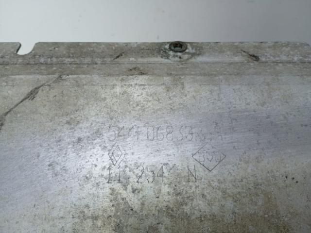 bontott RENAULT LAGUNA III Tartó Bak