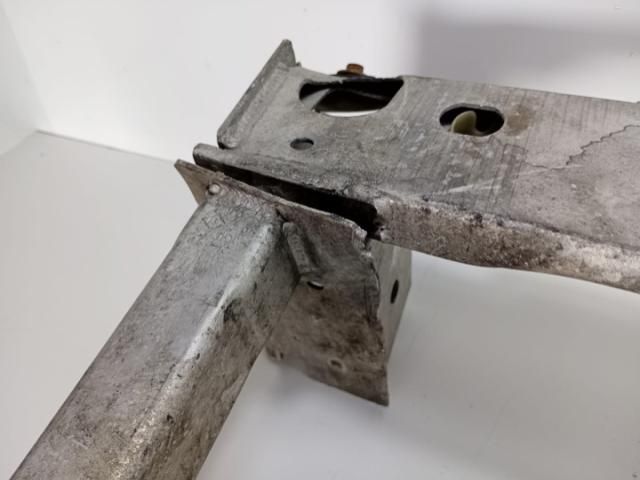 bontott RENAULT LAGUNA III Tartó Bak