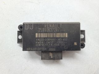 bontott RENAULT LAGUNA III Tolatóradar Elektronika