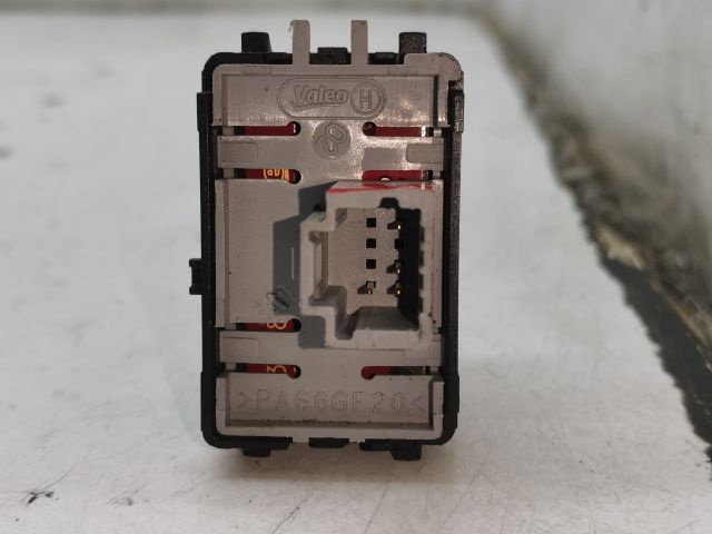 bontott RENAULT LAGUNA III Tolatóradar Kapcsoló