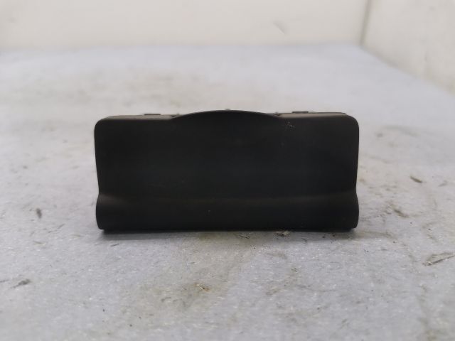 bontott RENAULT LAGUNA III USB Aljzat