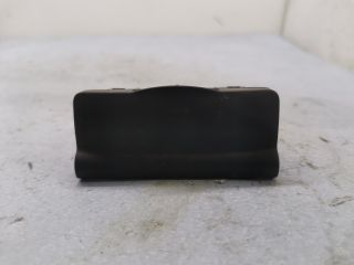 bontott RENAULT LAGUNA III USB Aljzat