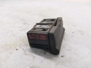 bontott RENAULT LAGUNA III USB Aljzat