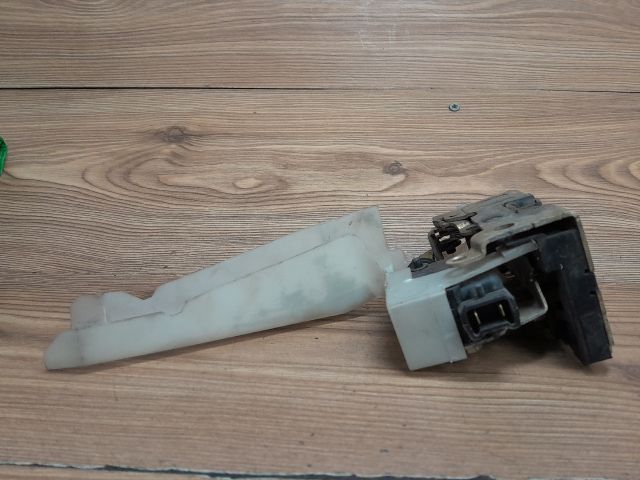 bontott RENAULT LOGAN Jobb hátsó Ajtózár