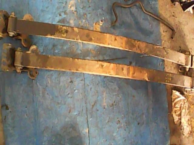 bontott RENAULT MASTER Hátsó Rugó