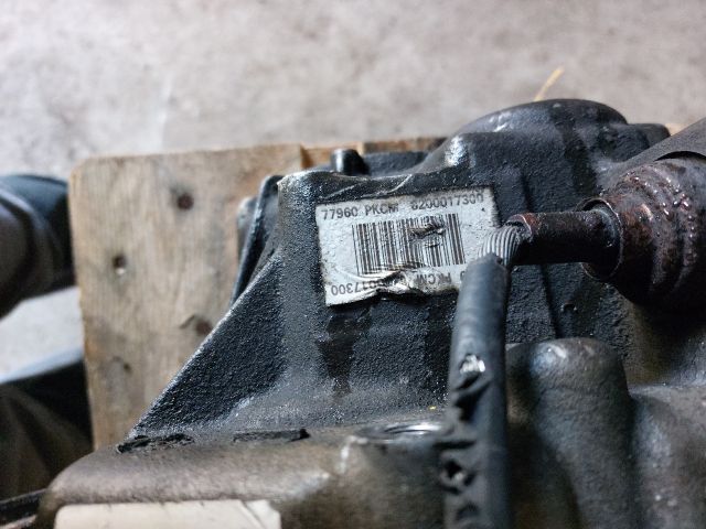 bontott RENAULT MASTER Váltó (Mechanikus)