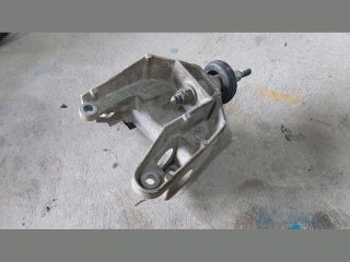 bontott RENAULT MASTER Váltó Tartó Bak (Pozíciófüggetlen)