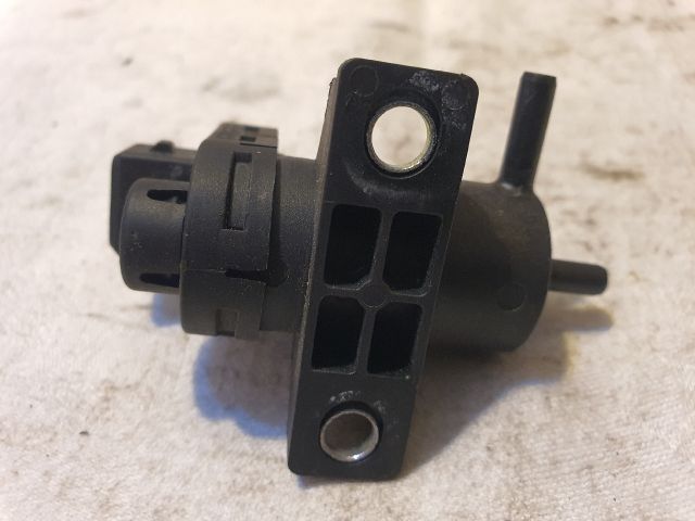 bontott RENAULT MASTER Turbó Vákum Szelep