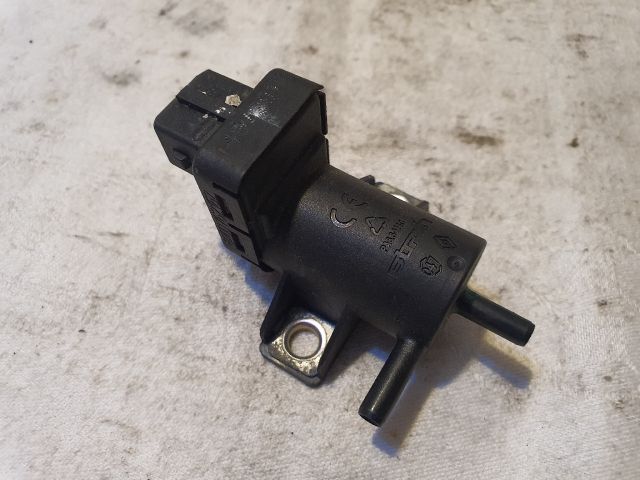 bontott RENAULT MASTER Turbó Vákum Szelep