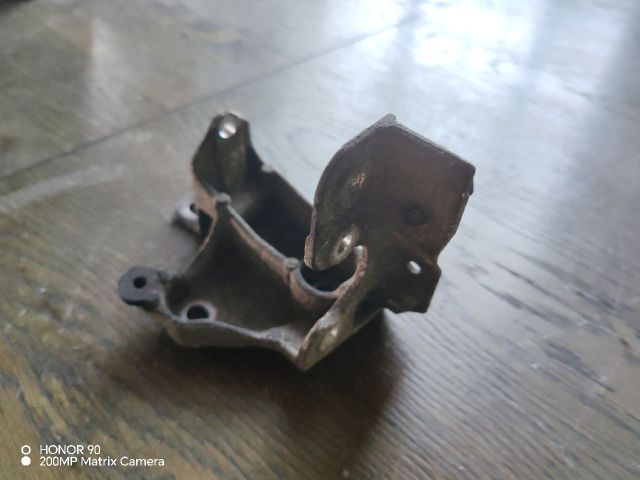 bontott RENAULT MASTER Motor Tartó Bak (Fém)