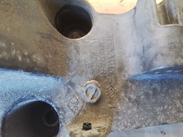 bontott RENAULT MASTER Motor Tartó Bak (Fém)