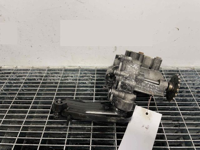 bontott RENAULT MASTER Olajszivattyú