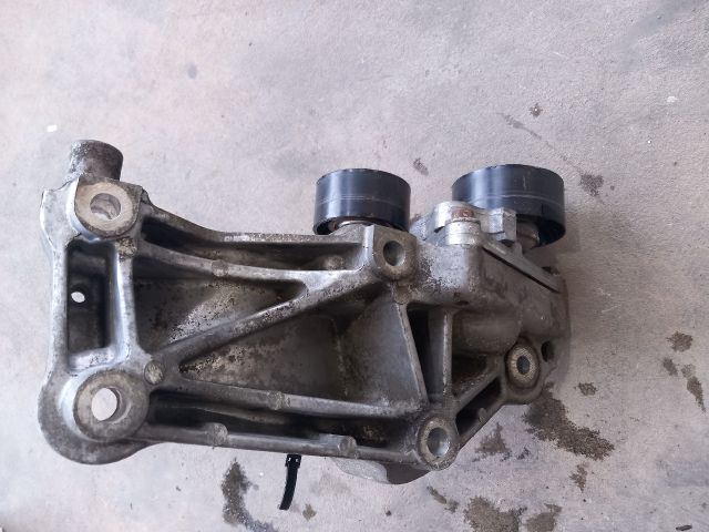 bontott RENAULT MASTER Generátor Tartó Bak