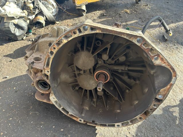 bontott RENAULT MASTER Váltó (Mechanikus)