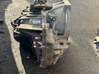 bontott RENAULT MASTER Váltó (Mechanikus)