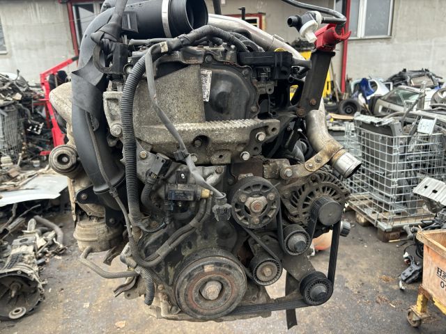 bontott RENAULT MASTER Komplett Motor (Segédberendezésekkel)