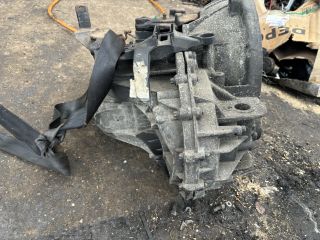 bontott RENAULT MASTER Váltó (Mechanikus)