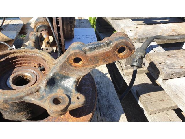 bontott RENAULT MASTER Bal első Csonkállvány Kerékaggyal