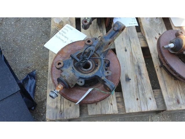 bontott RENAULT MASTER Jobb első Csonkállvány Kerékaggyal