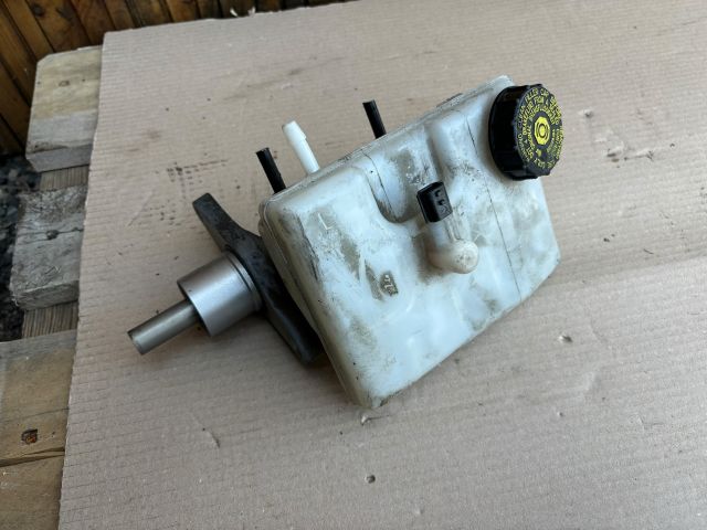 bontott RENAULT MASTER Főfékhenger