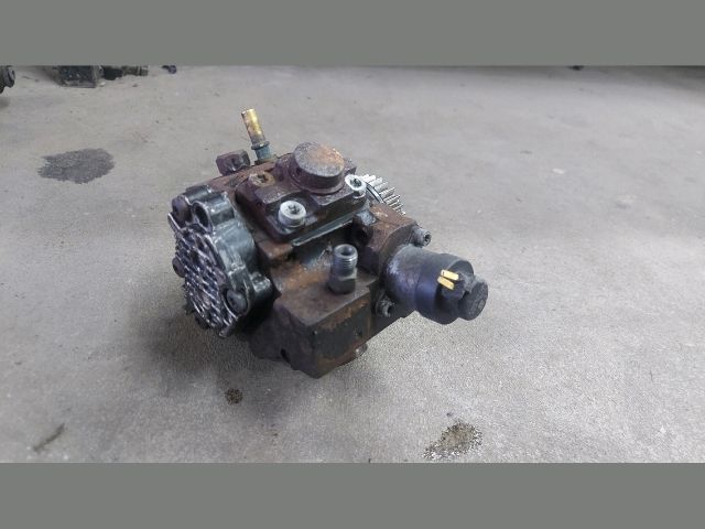 bontott RENAULT MASTER Nagynyomású Szivattyú