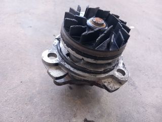 bontott RENAULT MASTER Vízpumpa