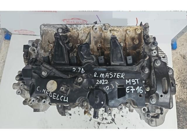 bontott RENAULT MASTER Motor (Fűzött blokk hengerfejjel)