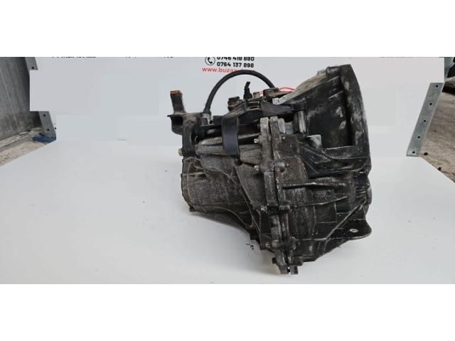 bontott RENAULT MASTER Váltó (Mechanikus)