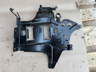 bontott RENAULT MASTER Motorvezérlő Tartó