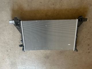 bontott RENAULT MASTER Vízhűtő Radiátor (Klímás)