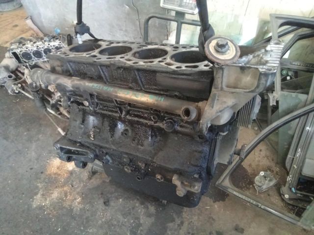 bontott RENAULT MASTER Motorblokk (Fűzött)