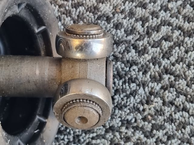 bontott RENAULT MASTER Bal Féltengely