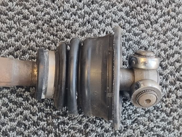 bontott RENAULT MASTER Bal Féltengely