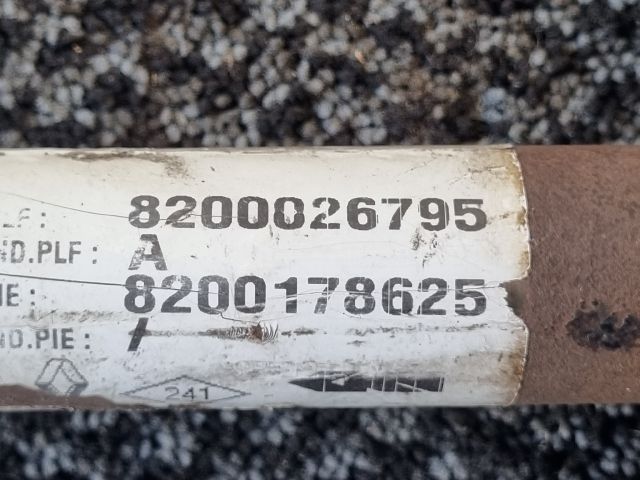 bontott RENAULT MASTER Bal Féltengely