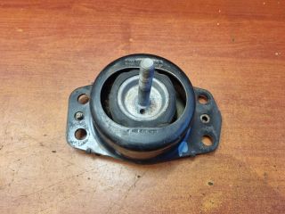 bontott RENAULT MASTER Motor Tartó Bak Jobb