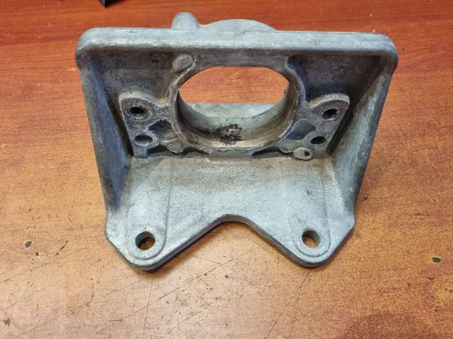 bontott RENAULT MASTER Váltó Tartó Bak (Pozíciófüggetlen)