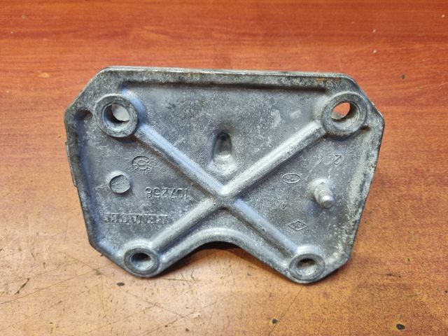 bontott RENAULT MASTER Váltó Tartó Bak (Pozíciófüggetlen)